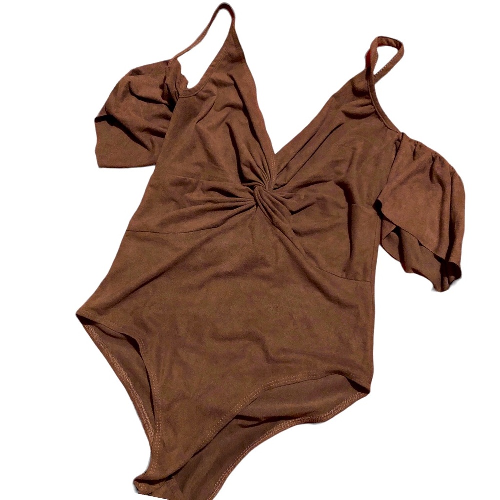 Charlotte‎ Russe purple suede cold shoulder body suit small